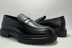 Voolio Monarch Loafer – Premium Black Leather Edition