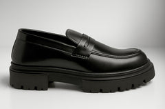 Voolio Monarch Loafer – Premium Black Leather Edition
