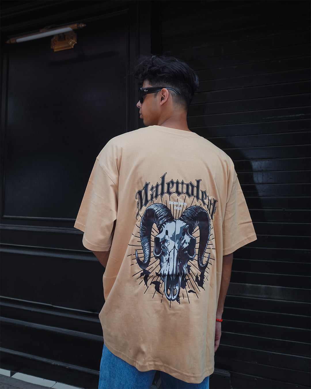 MALEVOLENT-OVERSIZED-TSHIRT