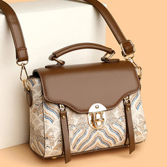High End Handbag for Women in Spring and Summer Fashion, Hand-Held Buckle for Women, Small Square Bag, Stylish and Versatile Sin